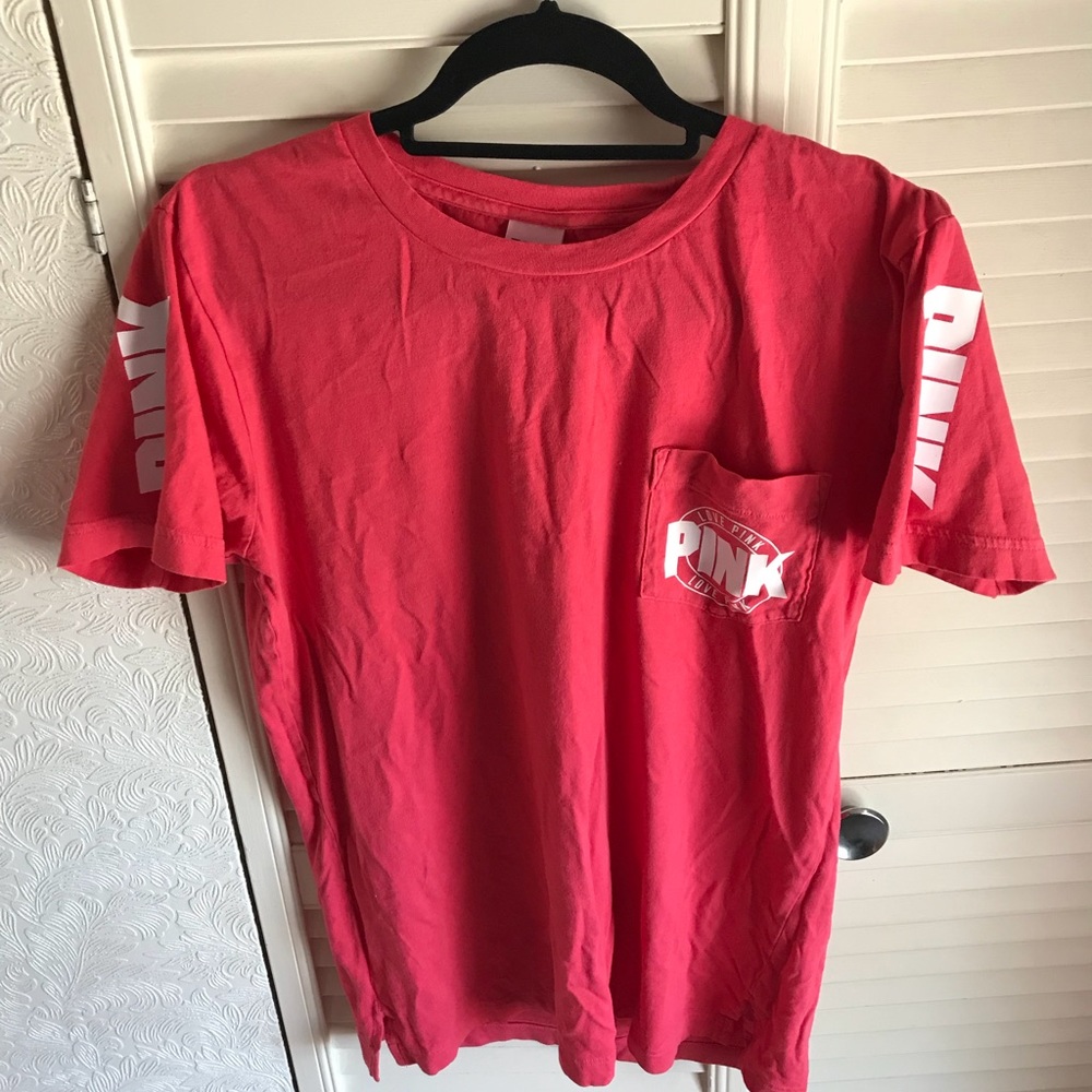Pink t-shirt